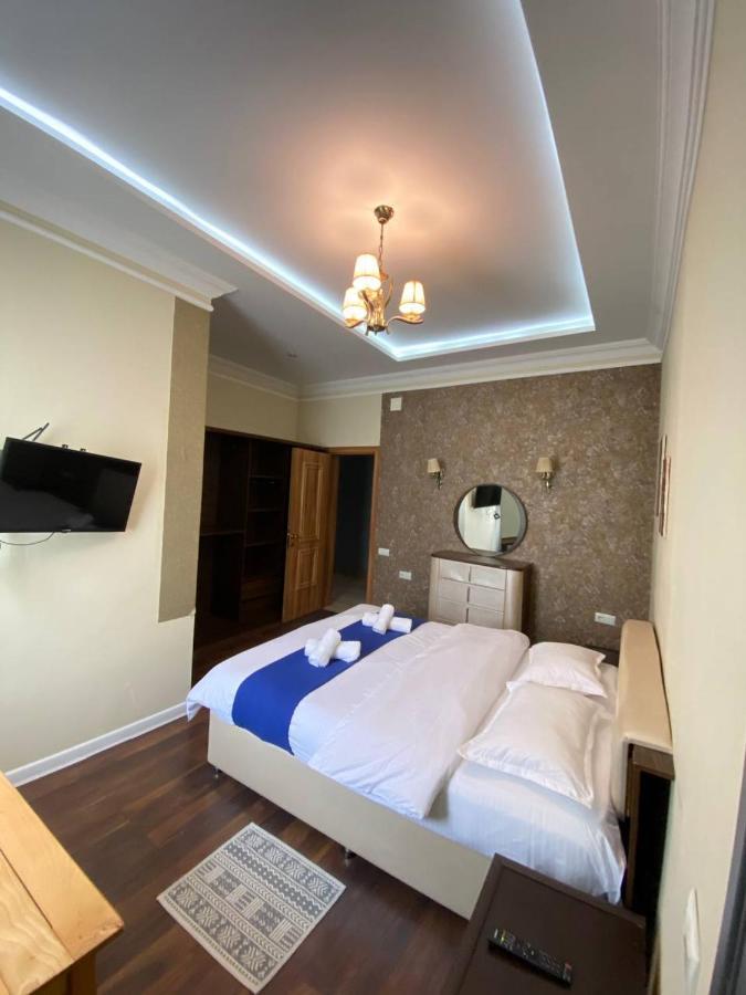 Guest House Kobuleti On Aghmashenebeli Esterno foto
